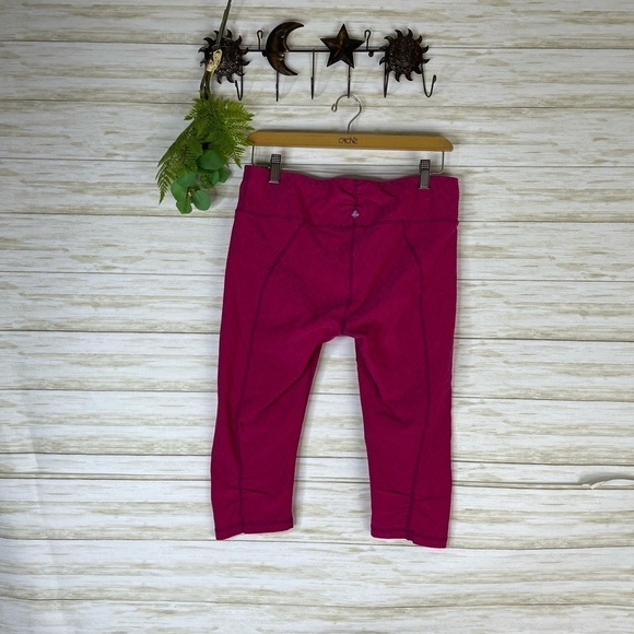 Prana Hot Pink Magenta Purple Patterned Cropped Bermuda Knee Length Yoga Pants - Picture 4 of 4